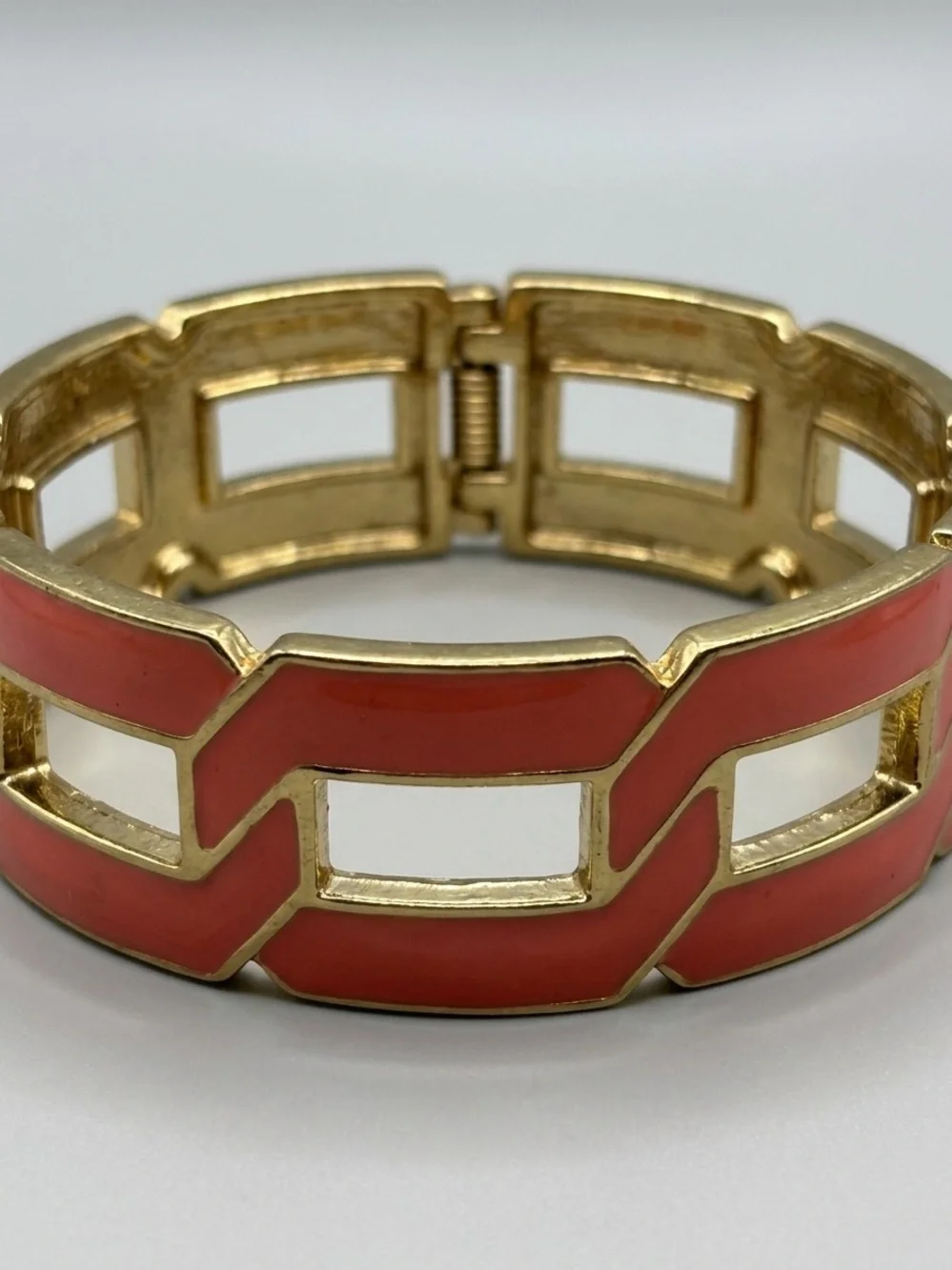 Vintage Gold-Tone Coral Enamel Geometric Link Hinged Bangle Bracelet